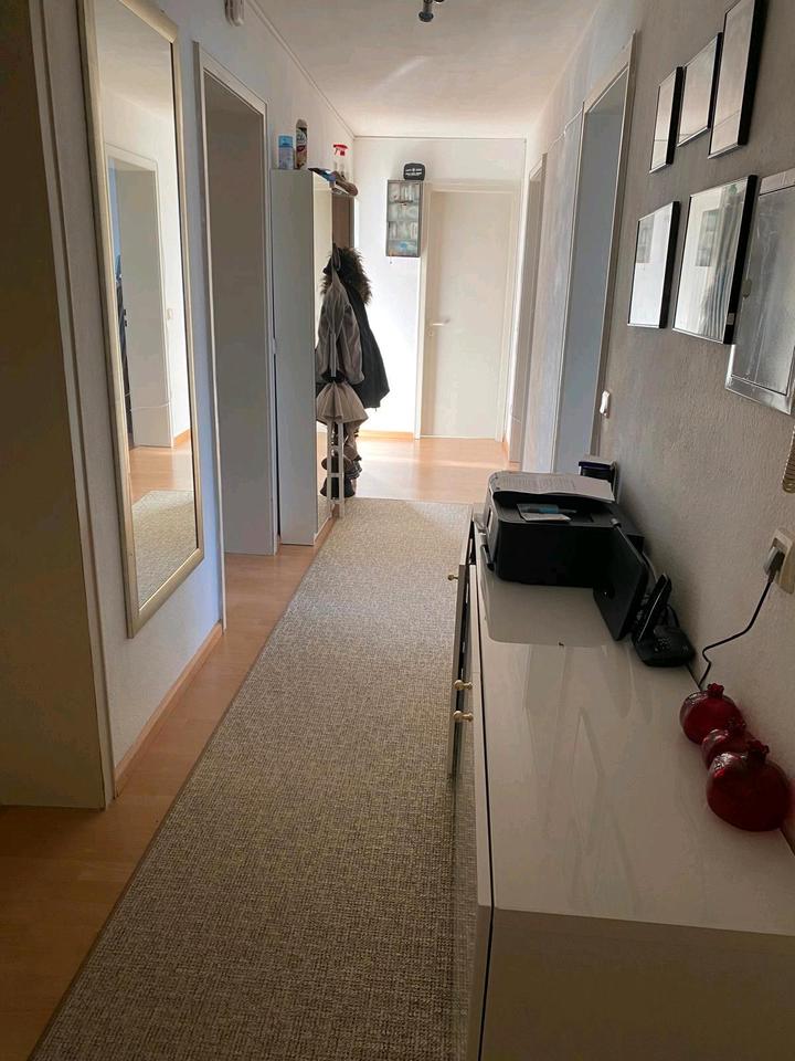 Thumbnail-4-Zimmer Wohnung