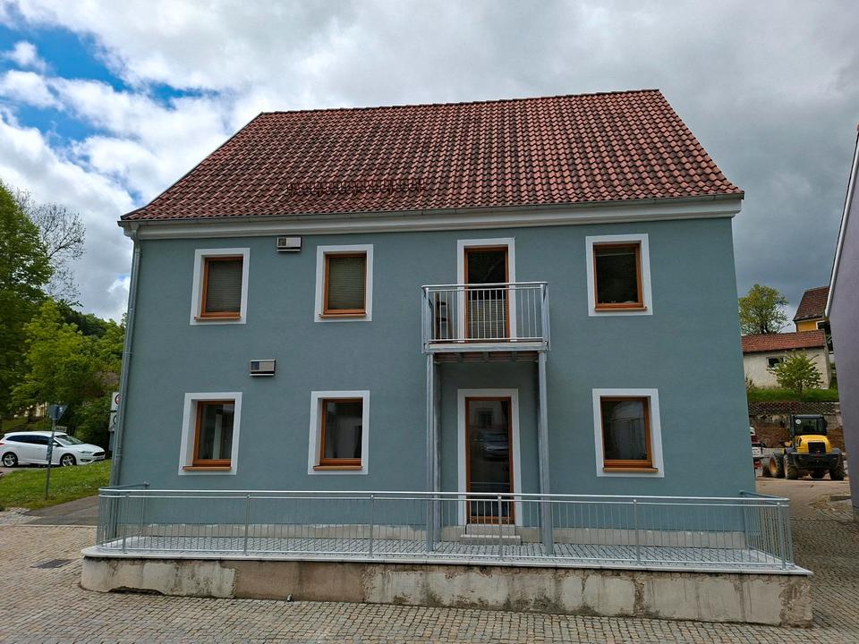 Thumbnail-3 12 Zimmerwohnung im Ortskern von 92281 Königstein (Oberpfalz)