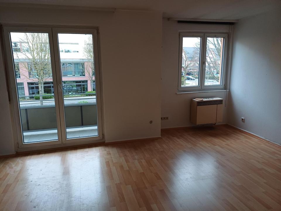 Thumbnail-Helle 2 Zimmer Wohnung mit Balkon in Bad Homburg fußläufig zum Bahnhof