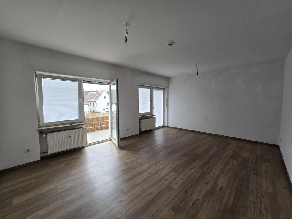 Thumbnail-Großzügige, modernisierte 3-Zimmer-Wohnung mit großem Balkon