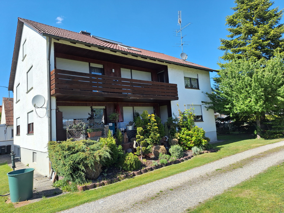 Thumbnail-Einfamilienhaus (BJ 1972) zentral in Karlsuhuld zu verkaufen