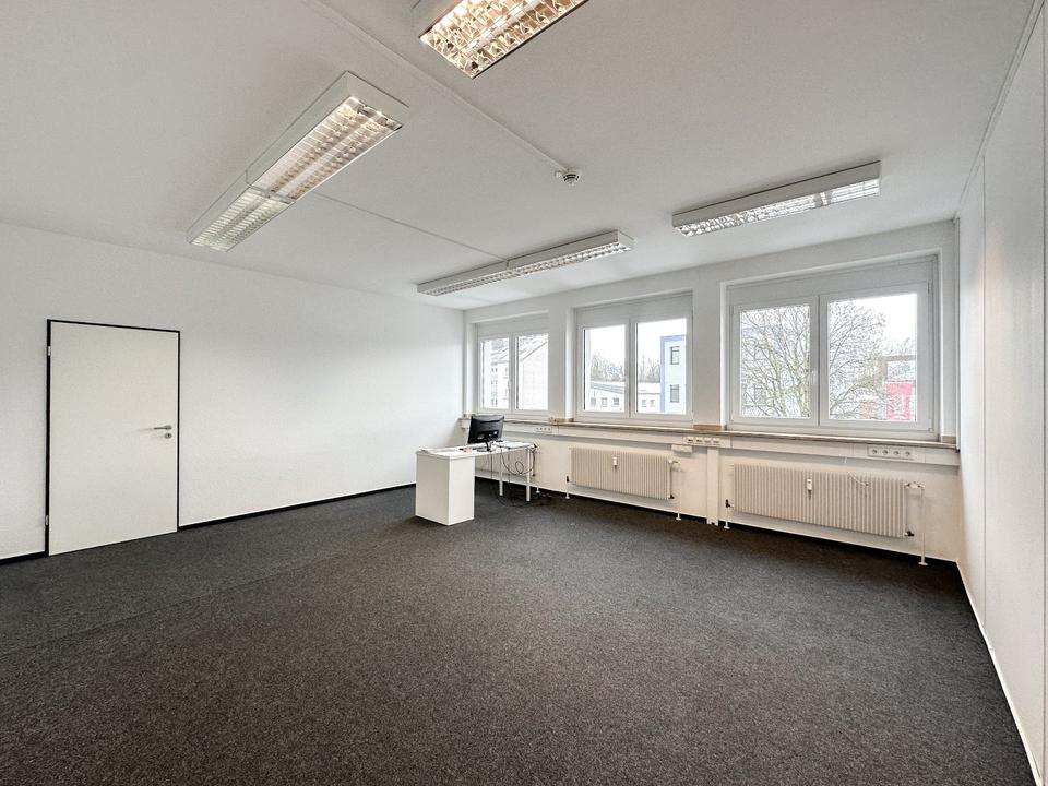 Thumbnail-HELLE BÜROEINHEIT 228m² verkehrsgünstig zur Miete