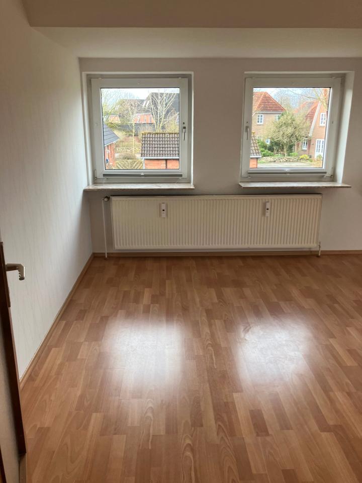 Thumbnail-Gemütliche 3 - Zimmerwohnung in Niebüll zu vergeben!