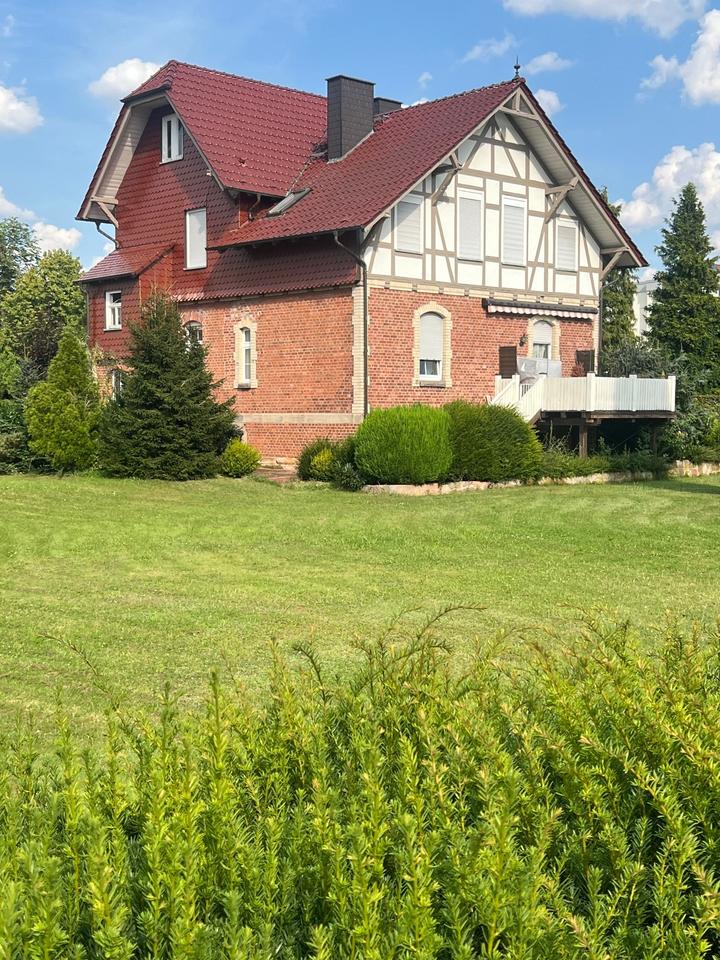 Thumbnail-Zentrales Zweifamilienhaus mit Grün von Privat