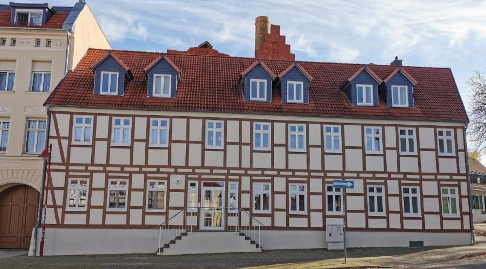 Thumbnail-schöne und moderne 3-Raum Dachgeschosswohnung zu vermieten