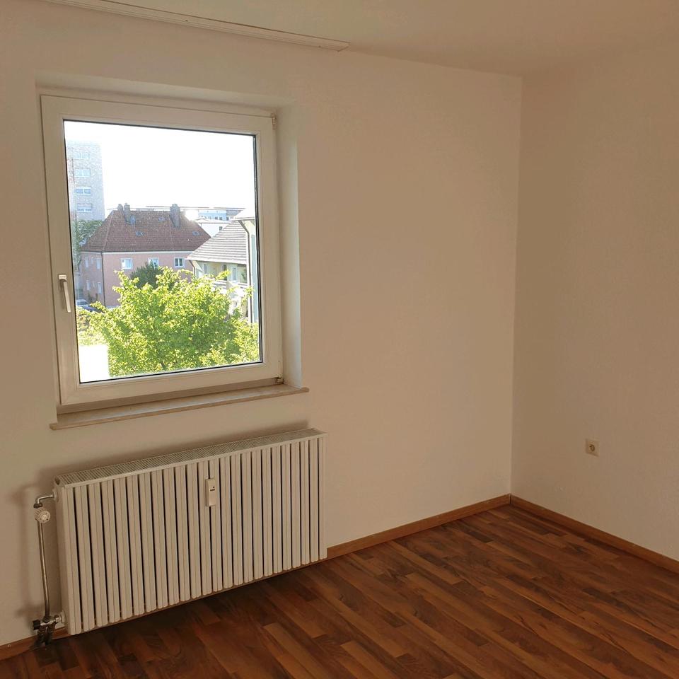 Thumbnail-Sehr schöne 2,5-Zimmer Wohnung im Zentrum von Freilassing