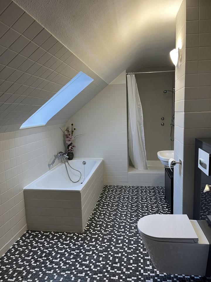 Thumbnail-Schöne und gepflegte 2,5-Raum-DG-Wohnung in Mainhausen inkl. Einbauküche