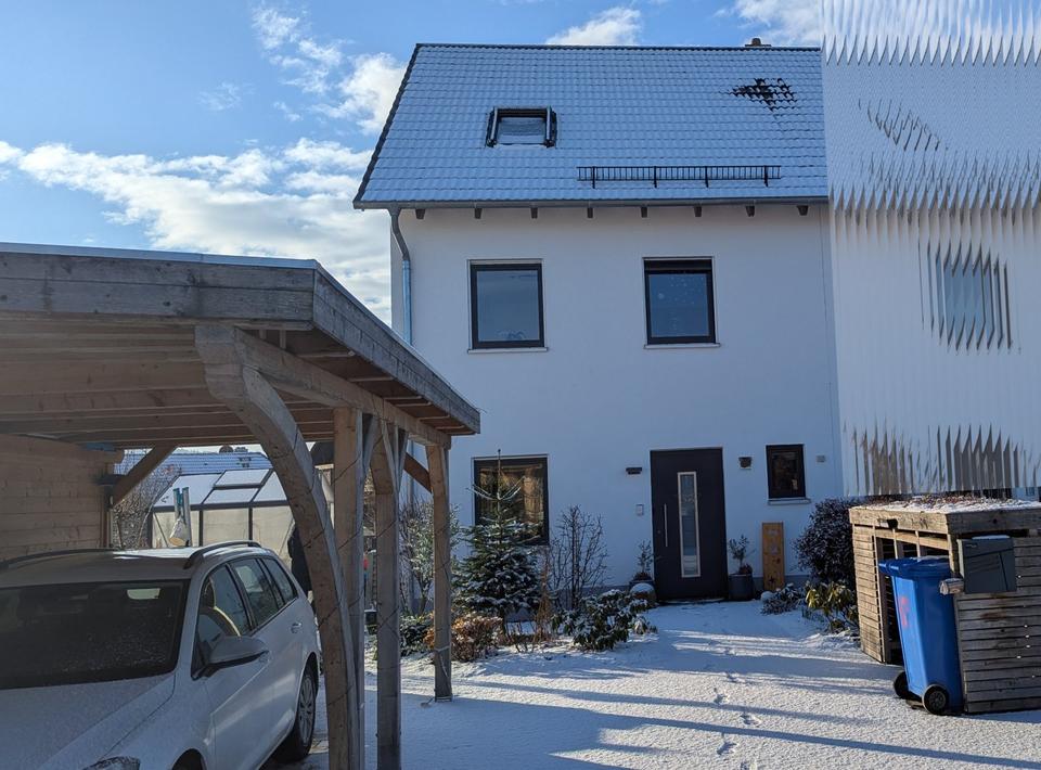 Thumbnail-Moderne Doppelhaushälfte mit Garten – ruhige Lage bei Bad Abbach