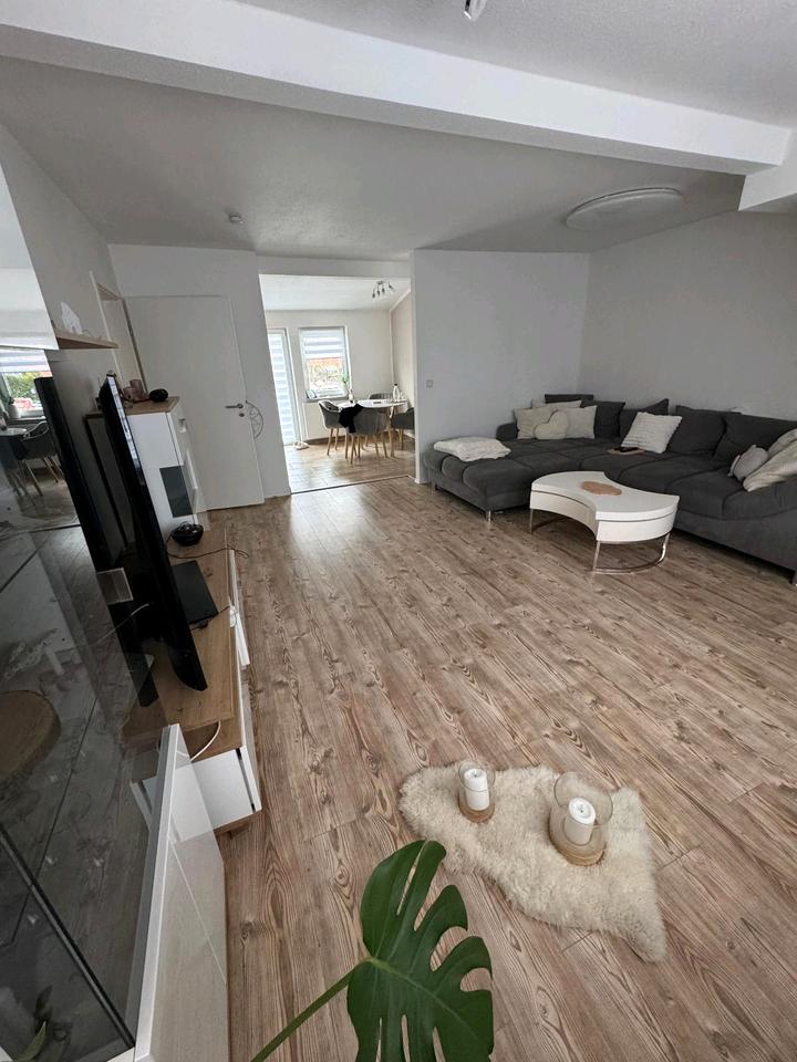 Thumbnail-DG Wohnung mit Balkon und Stellplatz