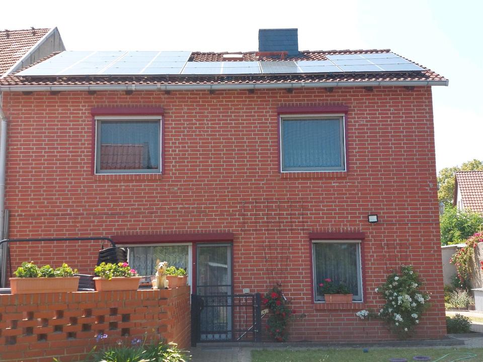 Thumbnail-Einfamilienhaus mit Nebengebäude direkt in Oebisfelde zu v