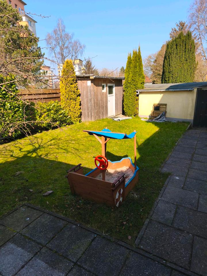 Thumbnail-Wohnung mit kl. Garten