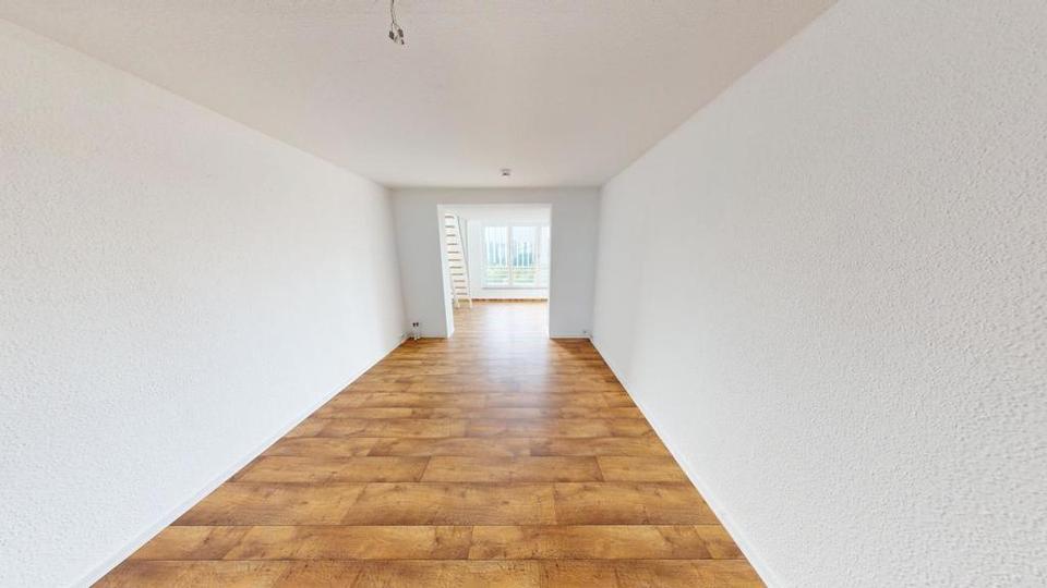 Thumbnail-Großzügige 3-Raum-Wohnung in zentraler Lage