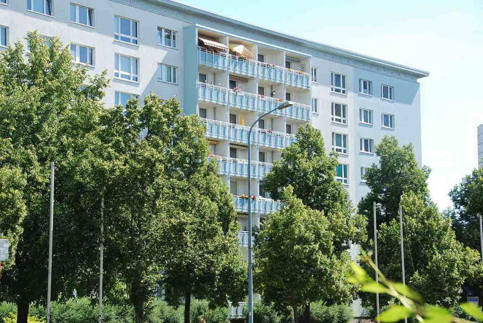 Thumbnail-Im Herzen der Stadt gelegene Balkonwohnung mit Tageslichtbad