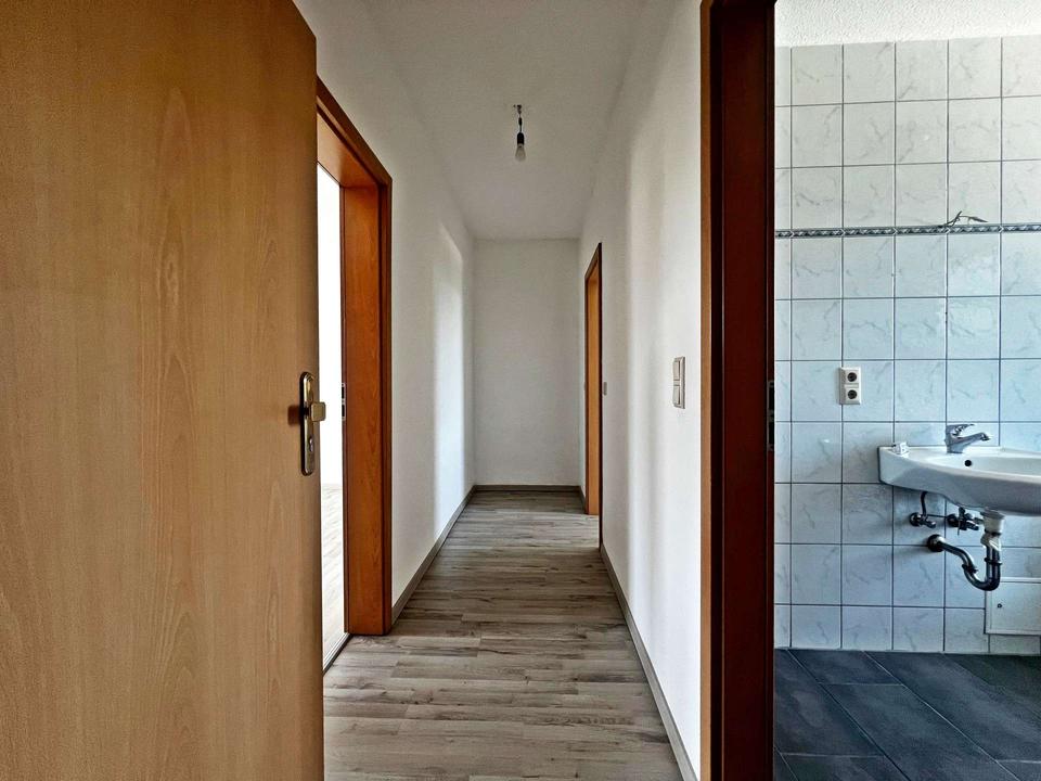 Thumbnail-*** Charmante 2-Raum-Wohnung in Chemnitz-Altendorf ***