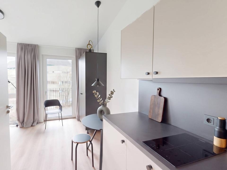 Thumbnail-Ihr neues Single-Apartment mit geschmackvoller Möblierung, EBK und BALKON direkt an der Spree