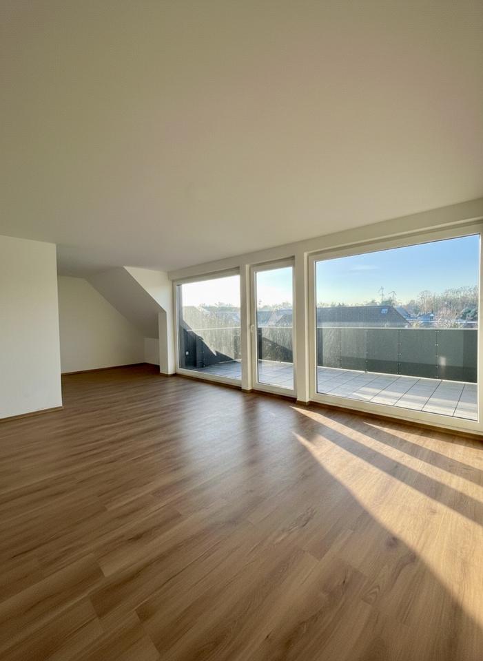 Thumbnail-PENTHOUSE Wohnung - 2.5 Zimmer + Stellplatz + Keller *Erstbezug*