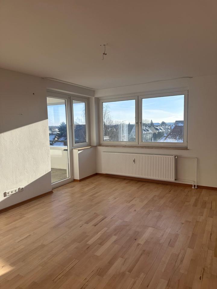 Thumbnail-2- Wohnung mit Loggia & Aufzug in Empelde Ronnenberg