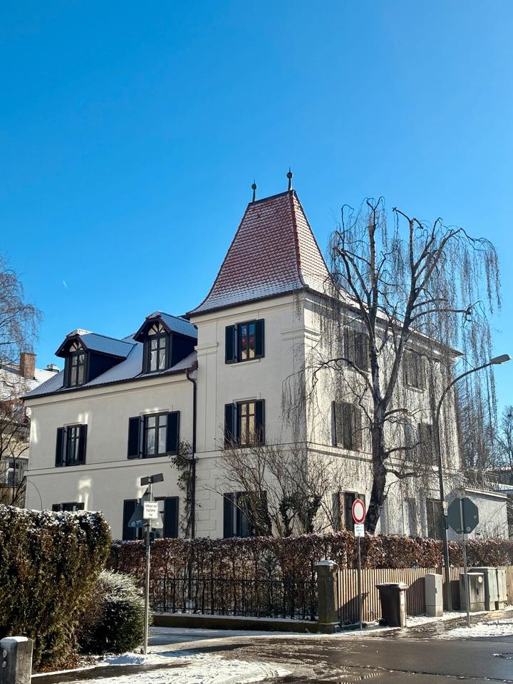 Thumbnail-4,5 Zi. hoch qualitativ saniertes Altbau-Juwel, Zentrum Landshut