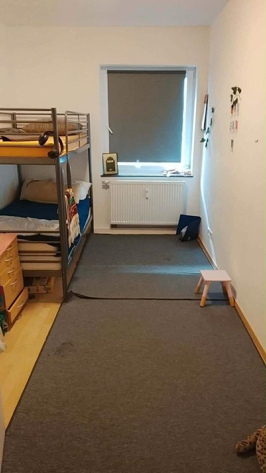 Thumbnail-Moderne 3-Zimmer-Wohnung mit Balkon in Düsseldorf zu vermieten