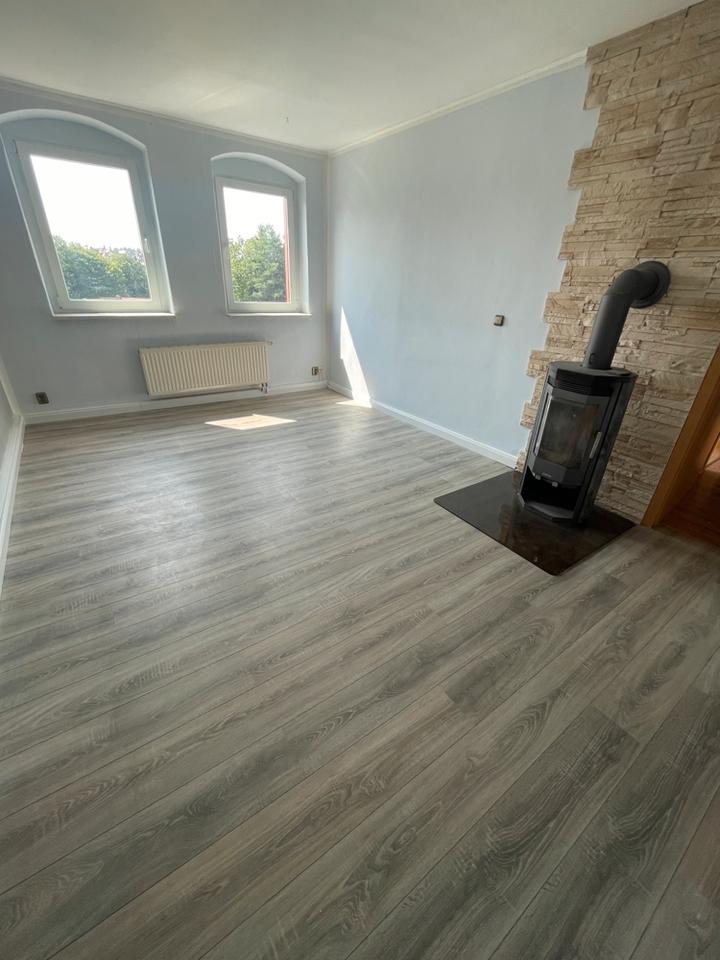 Thumbnail-Gemütliche 4 Zimmer Wohnung mit Kamin