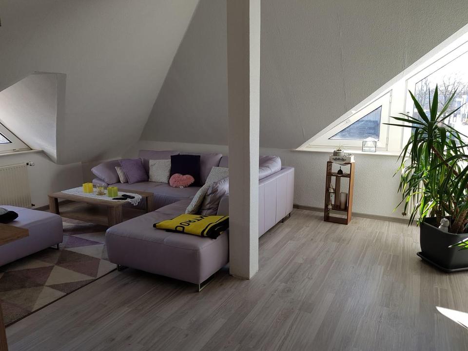 Thumbnail-Dachgeschosswohnung ca. 85qm -Zimmer, Küche,Bad