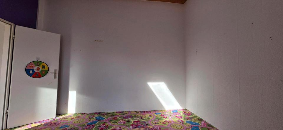 Thumbnail-Helle 3 Zi-DG-Wohnung mit Terrasse & Garten in Oberhausen