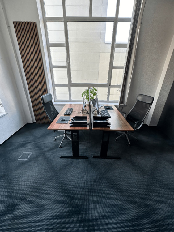 Thumbnail-kreativer Workspace mit vielen Plätzen - All-in-Miete