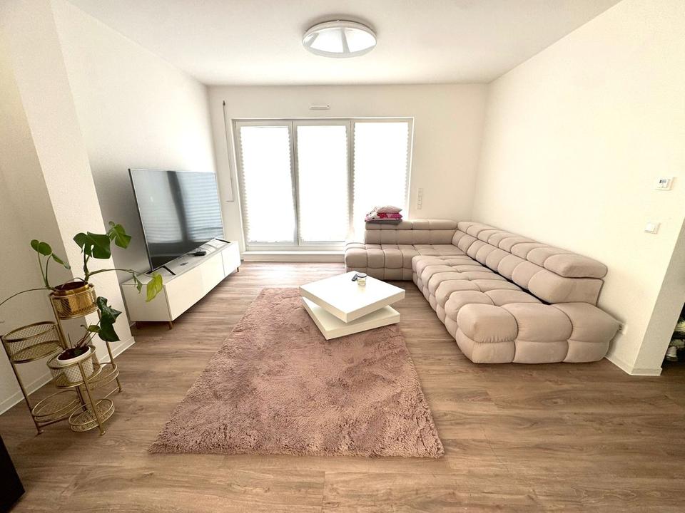 Thumbnail-moderne 2-Zimmer-Penthouse Wohnung mit großer Dachterrasse