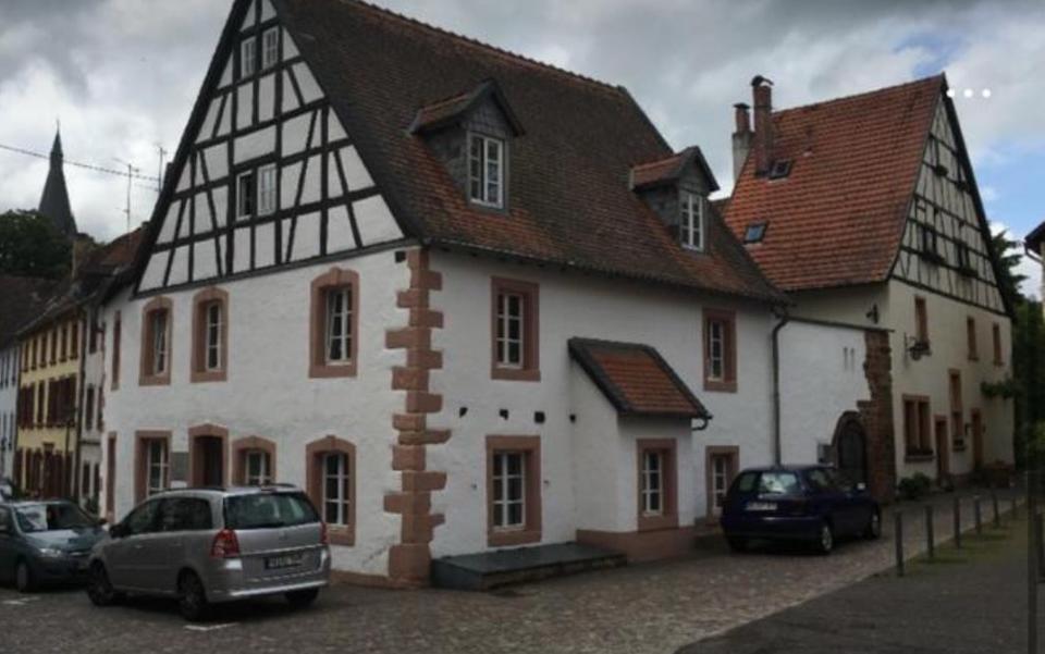 Thumbnail-Schöne Altbauwohnung in der Ottweiler Altstadt ab 01.03.2026