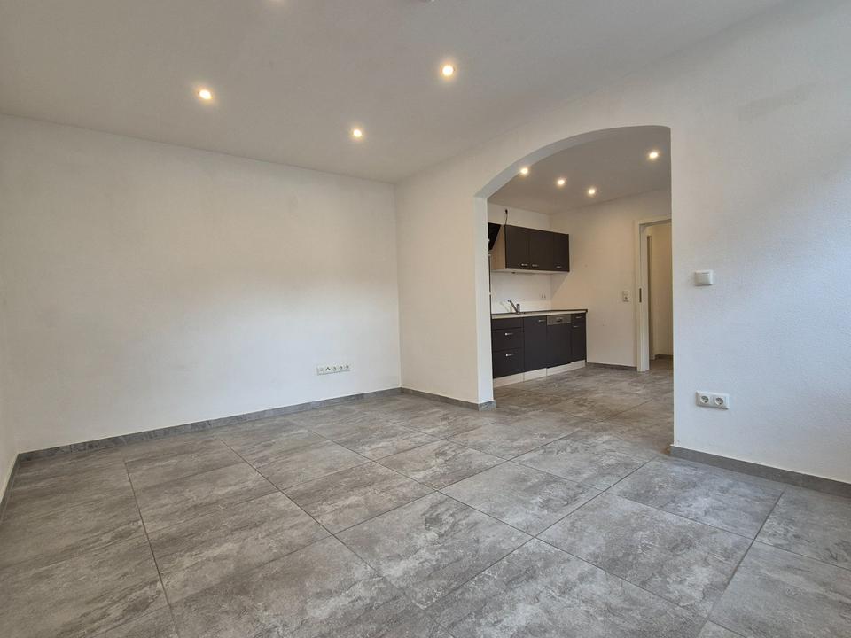 Thumbnail-Stadt Regen: Helle und geräumige 2,5 Zimmer Whg in zentrale Lage