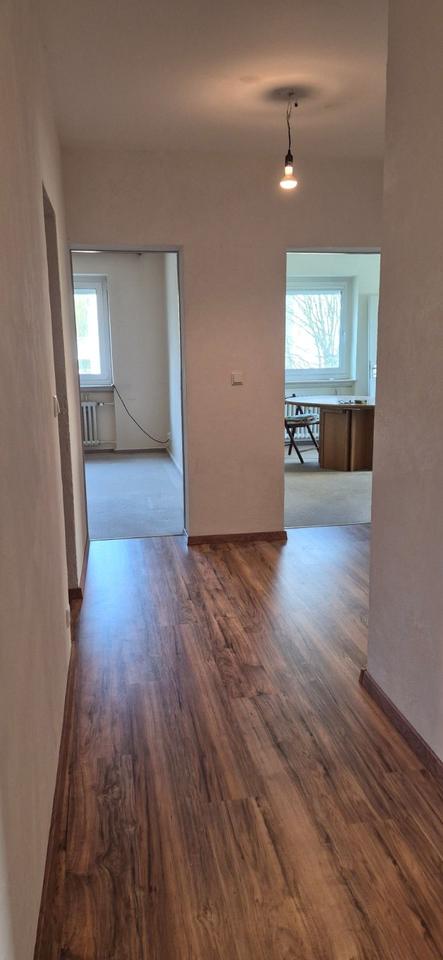 Thumbnail-Verkaufe 4-Zimmer Eigentumswohnung in SteinbachTaunus