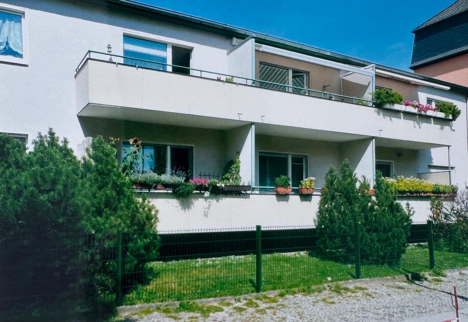 Thumbnail-Schöne 2 Zimmerwohnung mit Balkon und Stellplatz in Westend