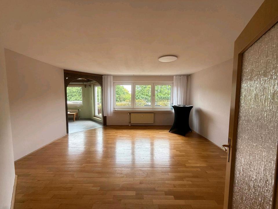 Thumbnail-Essen-Schönebeck Maisonettewohnung mit Balkon und eigenem Garten.