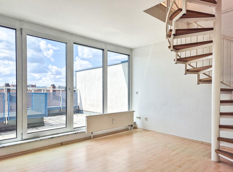 Thumbnail-Helle 3-Zimmer Wohnung mit Galerie und großer Terrasse