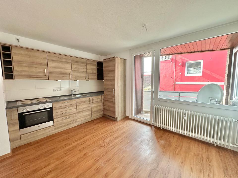 Thumbnail-Alles in Deiner Nähe: 4-Zimmer-Oberwohnung mit Einbauküche & Loggia