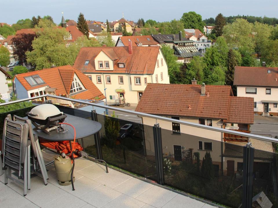 Thumbnail-Helle und moderne 4 Zimmer in der obersten Etage mit großem Süd-Balkon