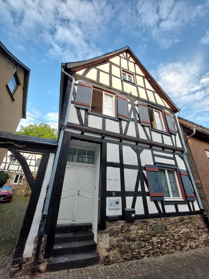 Thumbnail-Charmantes, großzügiges Herrenhaus mit einzigartigem Traumgarten