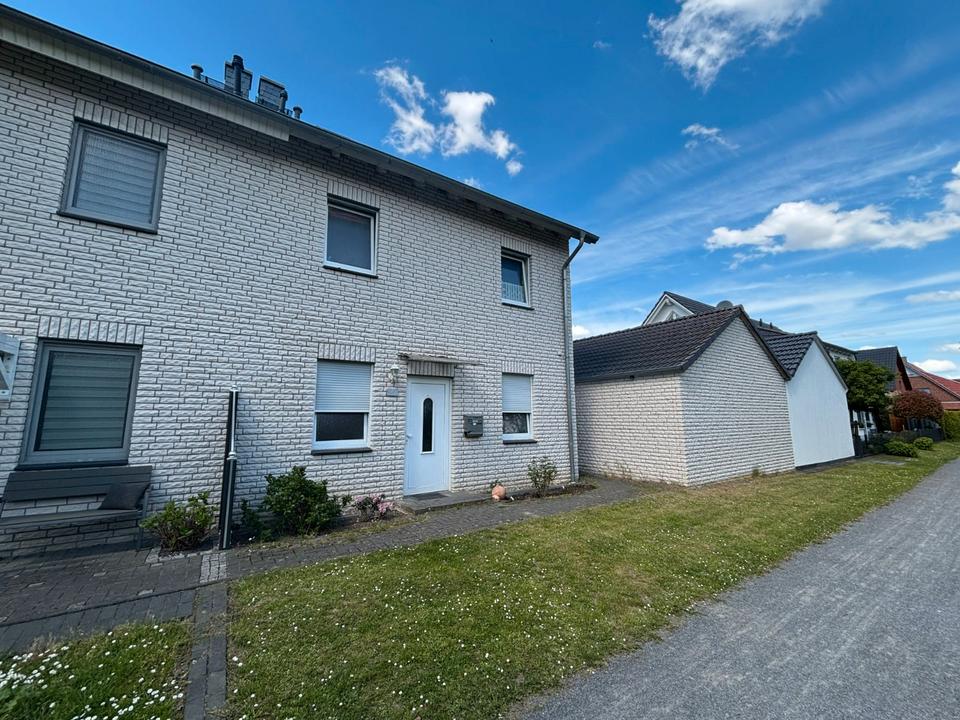 Thumbnail-Doppelhaushälfte in Neustadt-KERNSTADT