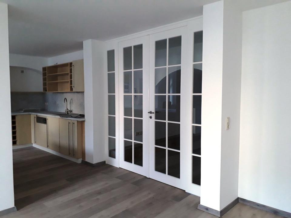 Thumbnail-Helle, hochwertige 2-Raum-EG-Wohnung am Marktplatz in Eisenberg