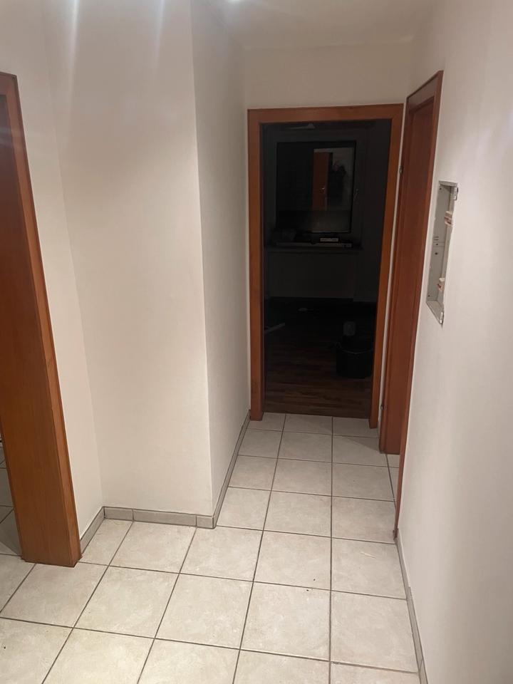 Thumbnail-Renovierte DG-Wohnung in Randlage Kernstadt mit Balkon