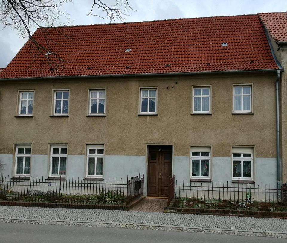 Thumbnail-4-Familienhaus