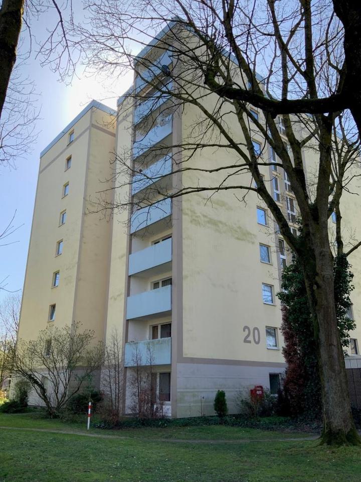 Thumbnail-Wohnung mit Weitblick - schöne 2-Zimmerwohnung mit Laminatboden
