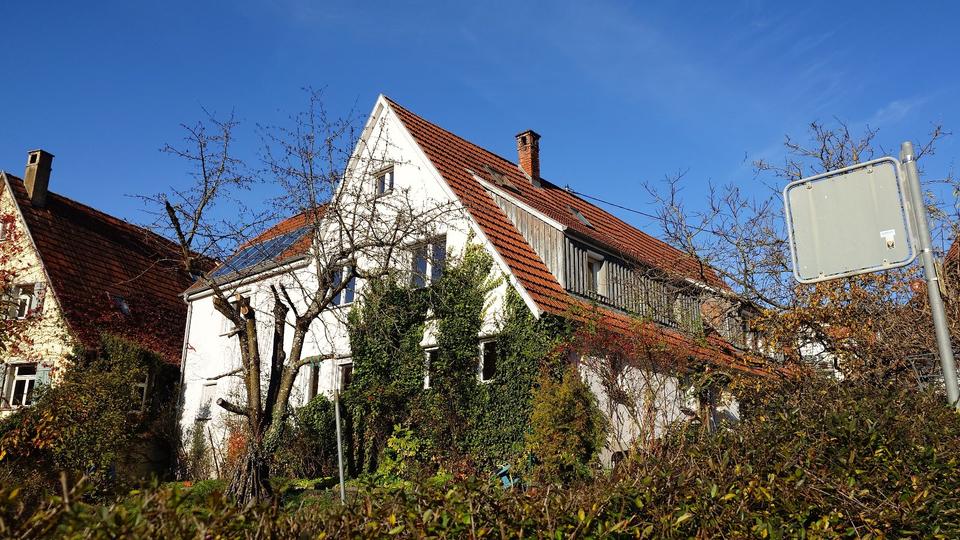 Thumbnail-Großes saniertes Bauernhaus mit Grundstück in Gomaringen