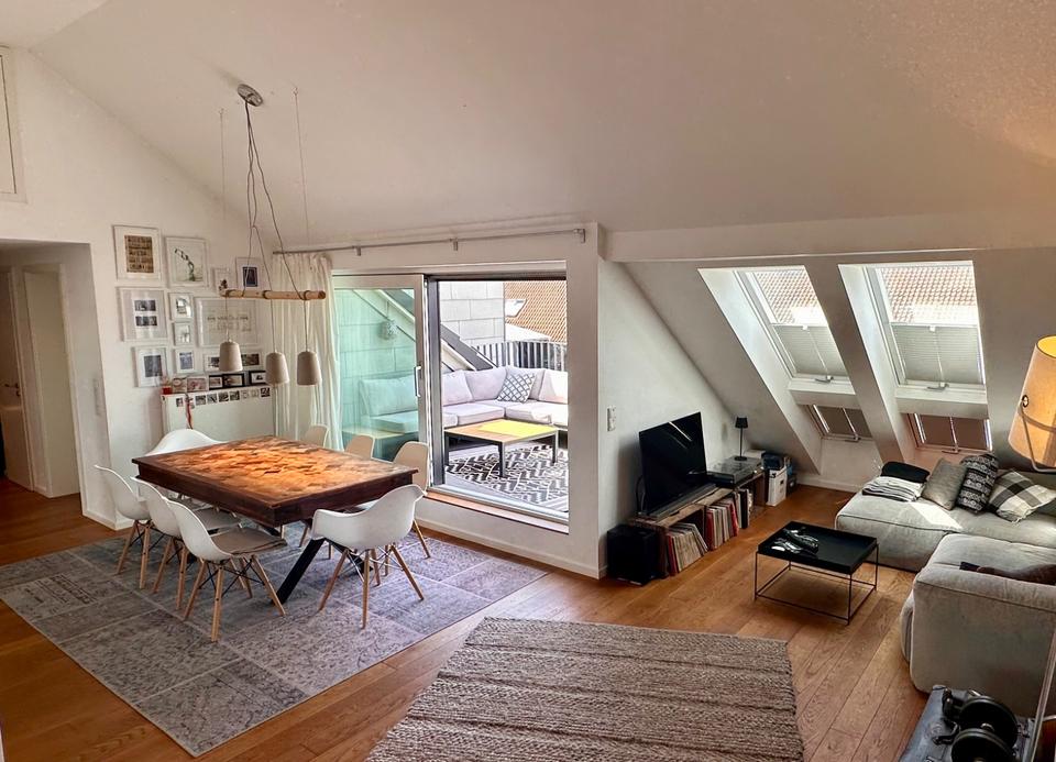Thumbnail-3 Zimmer Dachgeschosswohnung mit Terrasse im Herzen der Südstadt
