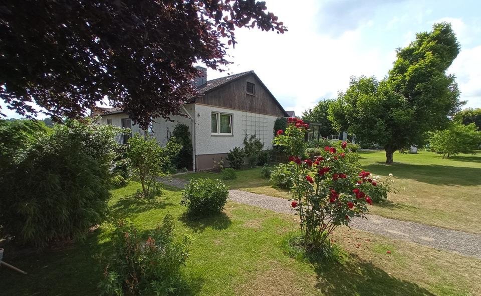 Thumbnail-Einfamilienhaus mit Wintergarten und Einliegerwohnung