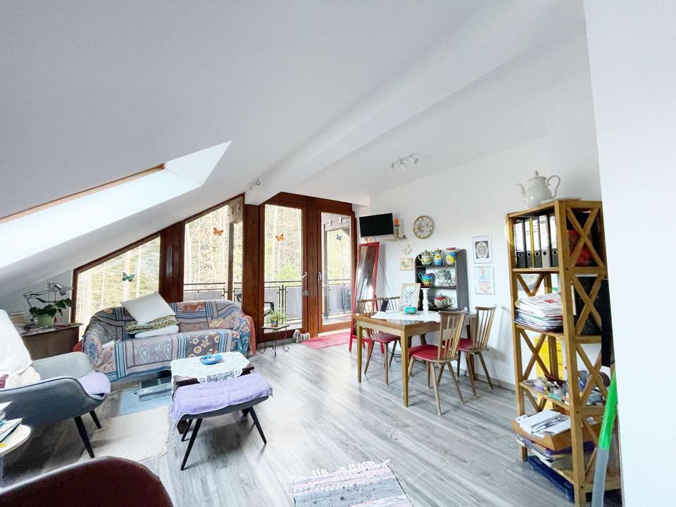 Thumbnail-**2-Zimmer-Wohnung mit Balkon unterm Dach** im Herrenwäldchen