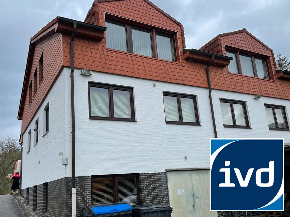 Thumbnail-3 Zimmer-Wohnung DG in attraktiver Lage von Kiel-Russee -Erstbezug nach Modernisierung-