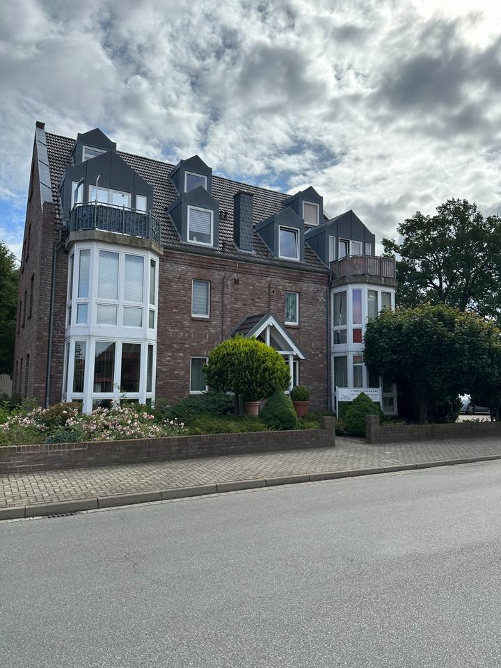 Thumbnail-3-Raumwohnung - Top saniert mit Garage und EBK