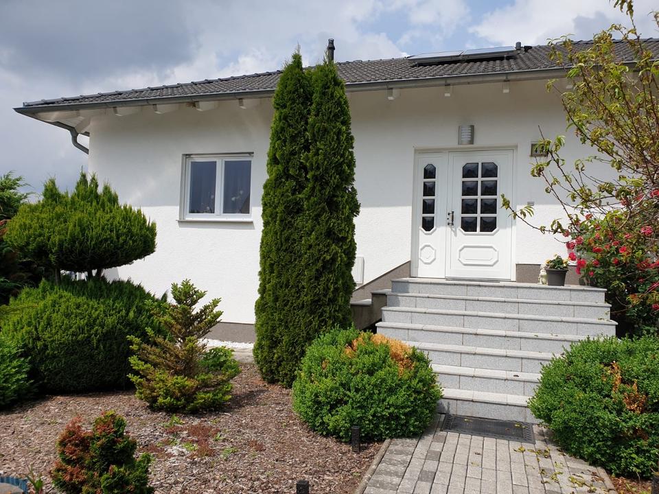 Thumbnail-Einfamilienhaus mit Einliegerwohnung