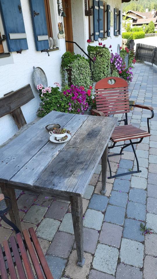 Thumbnail-1-Fam.-Ausbauhaus mit 4-Zimmern in idealer Lage von Rodheim